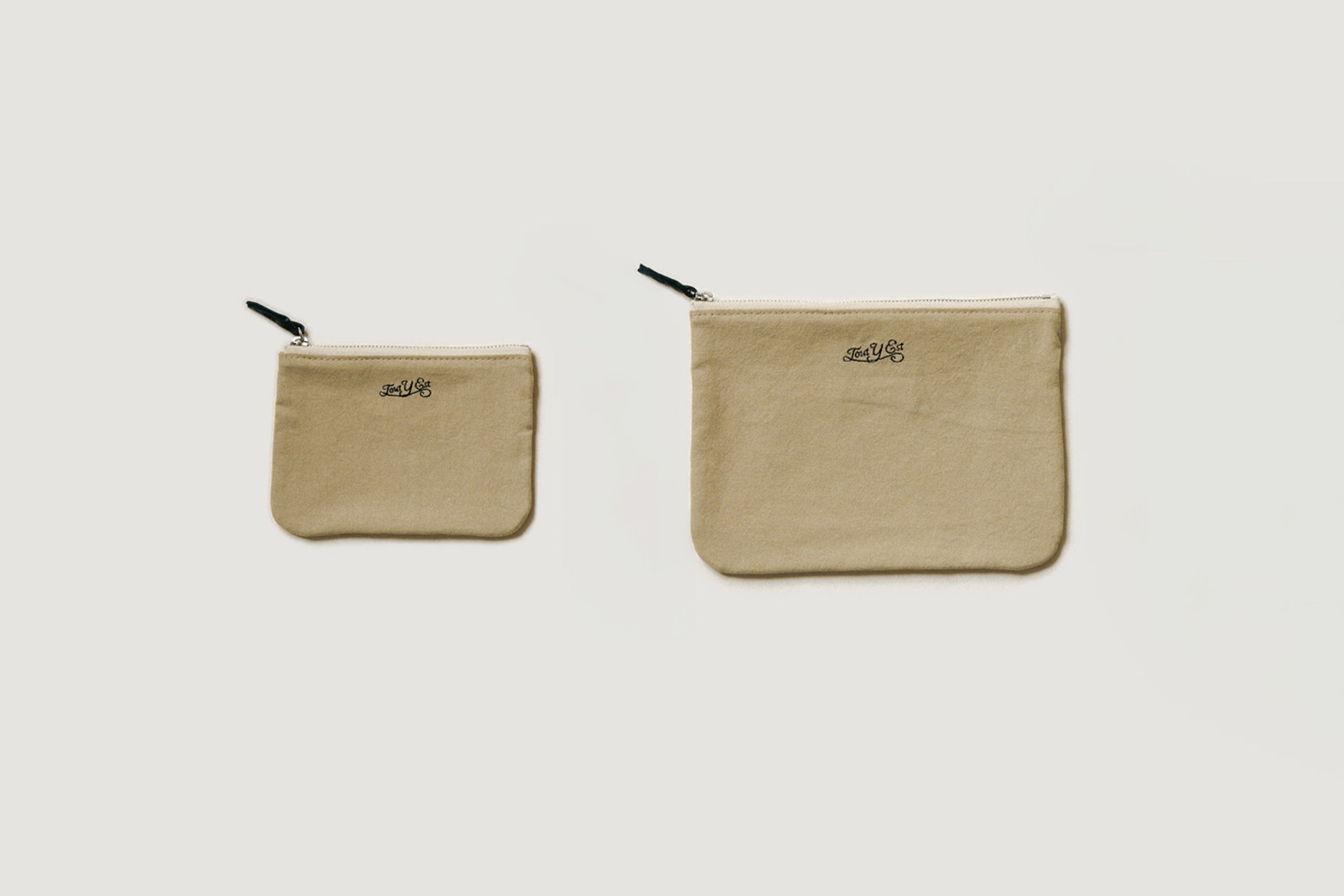 韓国人気【TOUT Y EST】POCHETTE CARREE キャレポーチ Lサイズ POCHETTE CARRÉE IVORY – TOUT Y EST JP