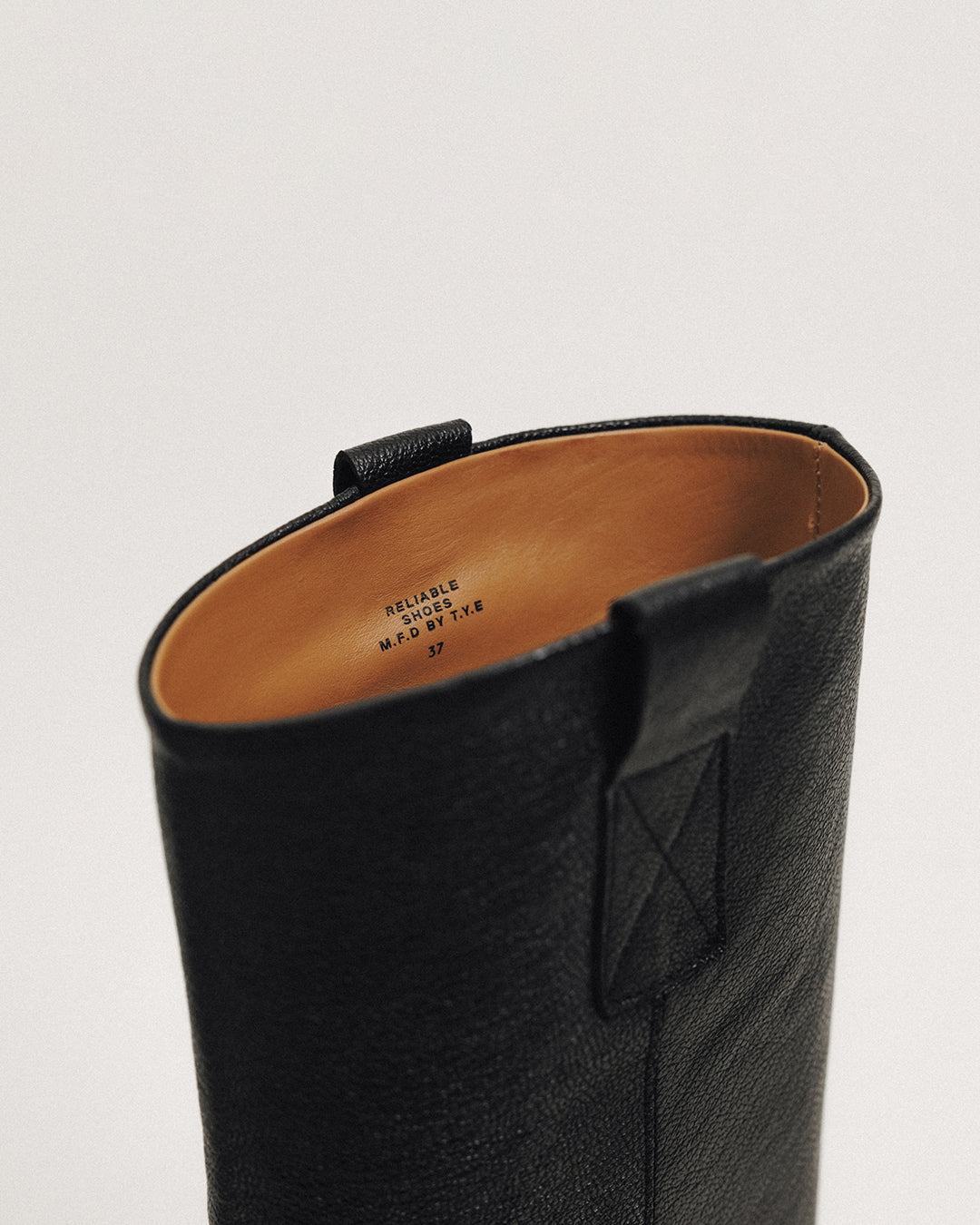BOOTS LÉONIE BLACK – TOUT Y EST