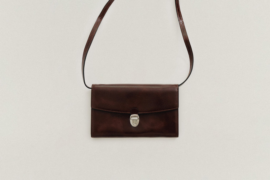 PORTE CARTES LOQUET ÉPAULE BROWN