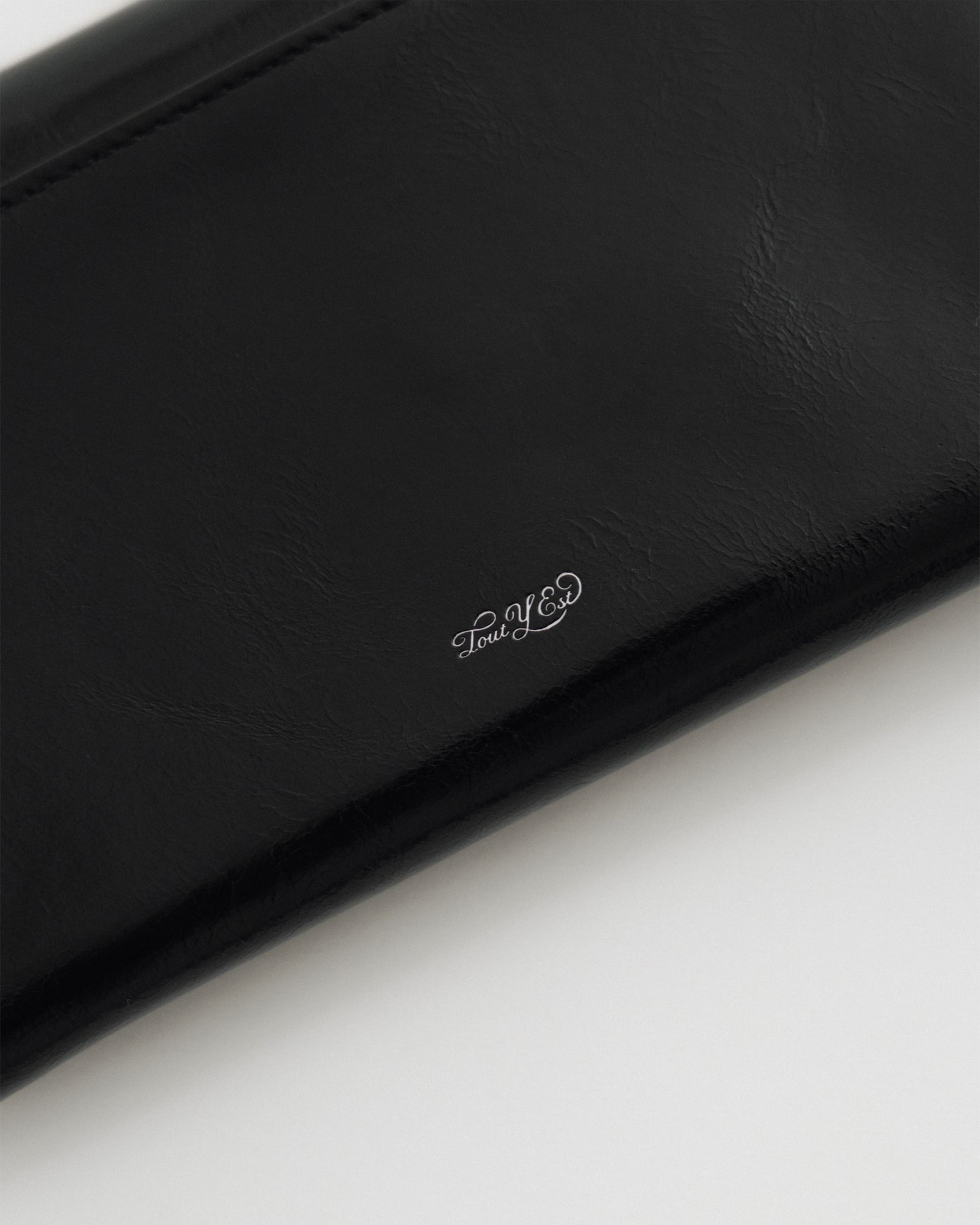 PORTE CARTES LOQUET ÉPAULE BLACK