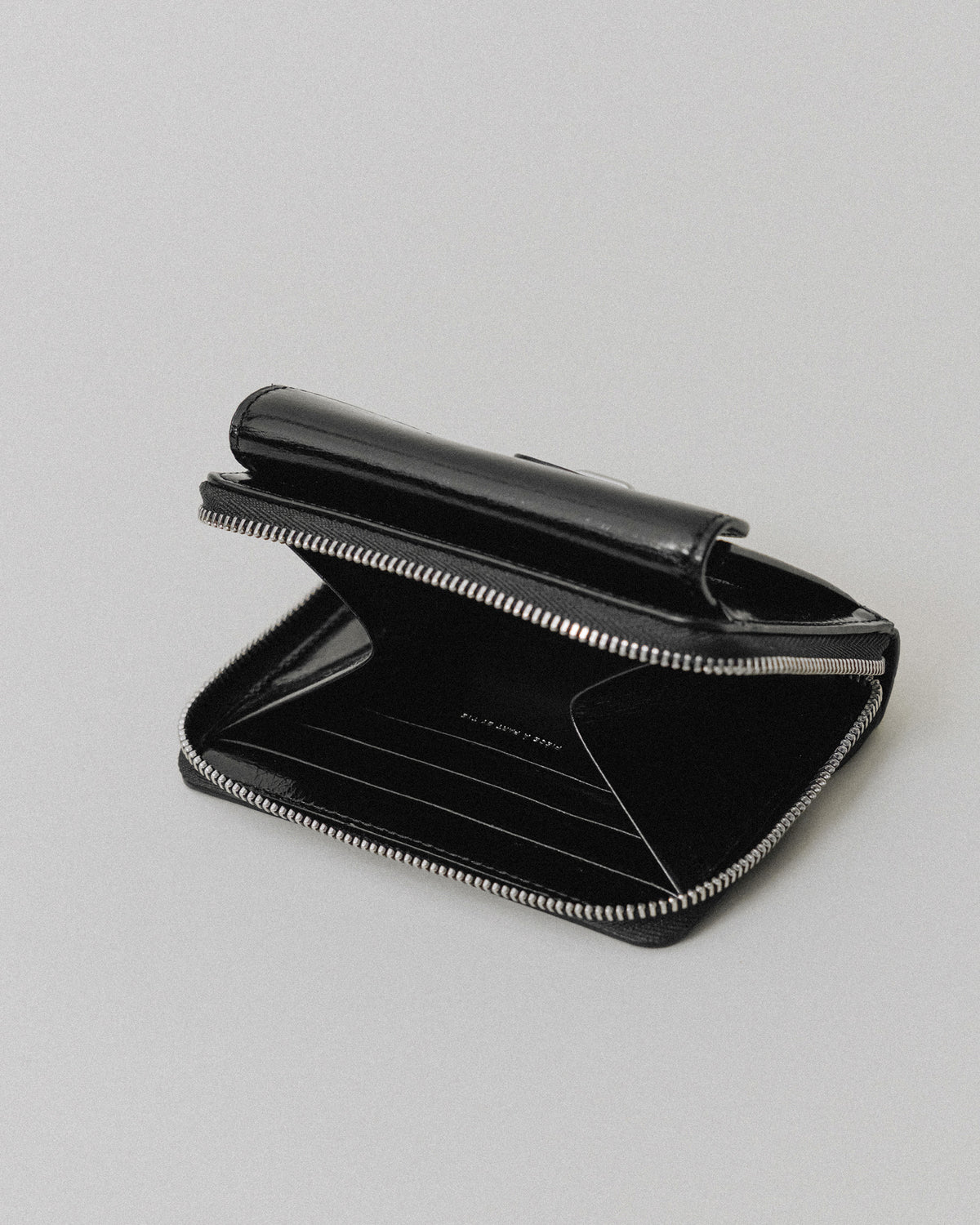 PORTE CARTES LOQUET ZIPPÉ BLACK