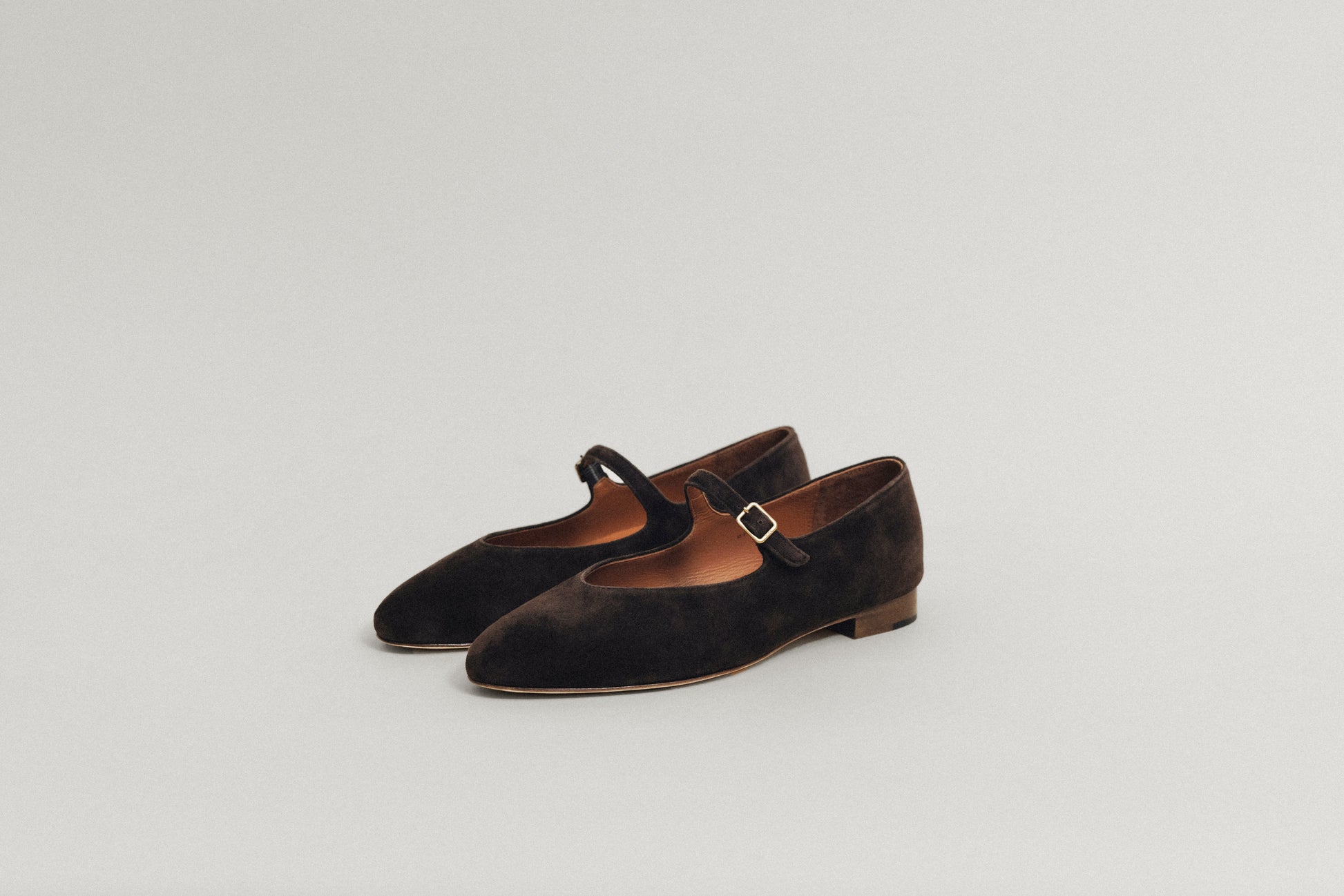 MARY JANE MONA SUEDE BROWN