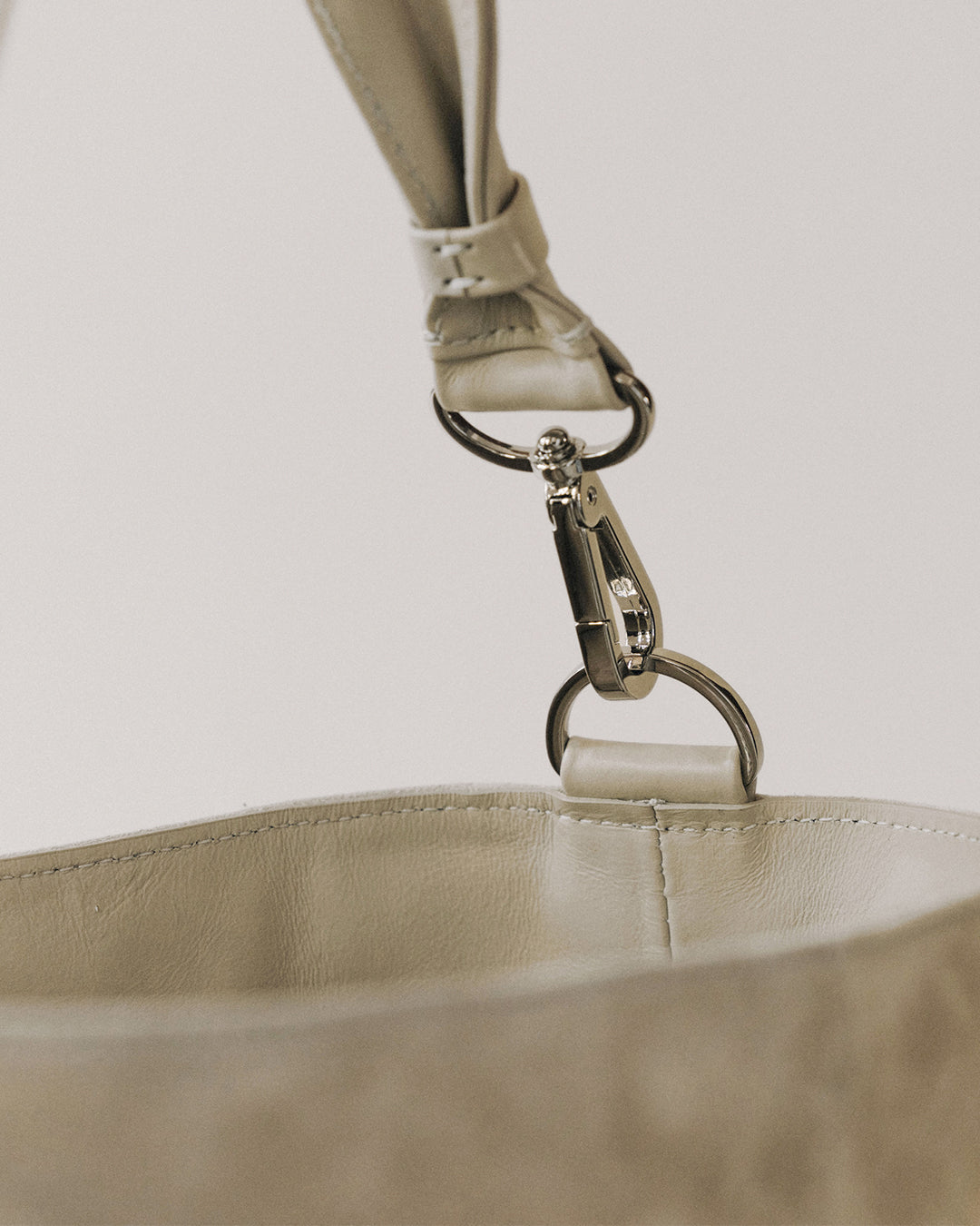 SAC NACELLE SUEDE BEIGE