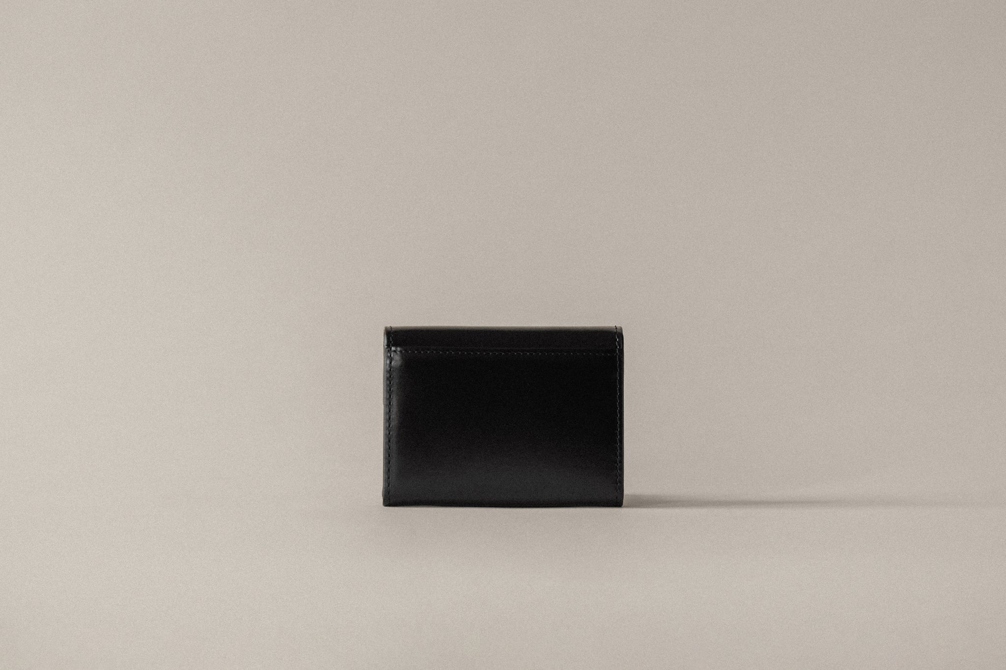 PORTE CARTES LOQUET BLACK – TOUT Y EST