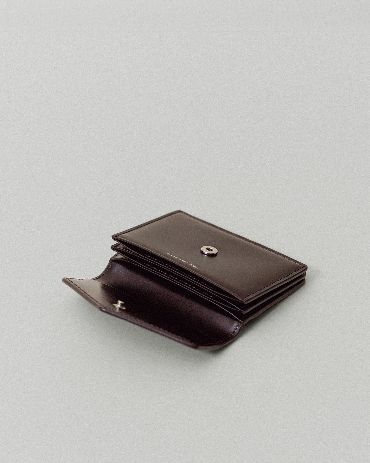 PORTE CARTES SNAP BROWN