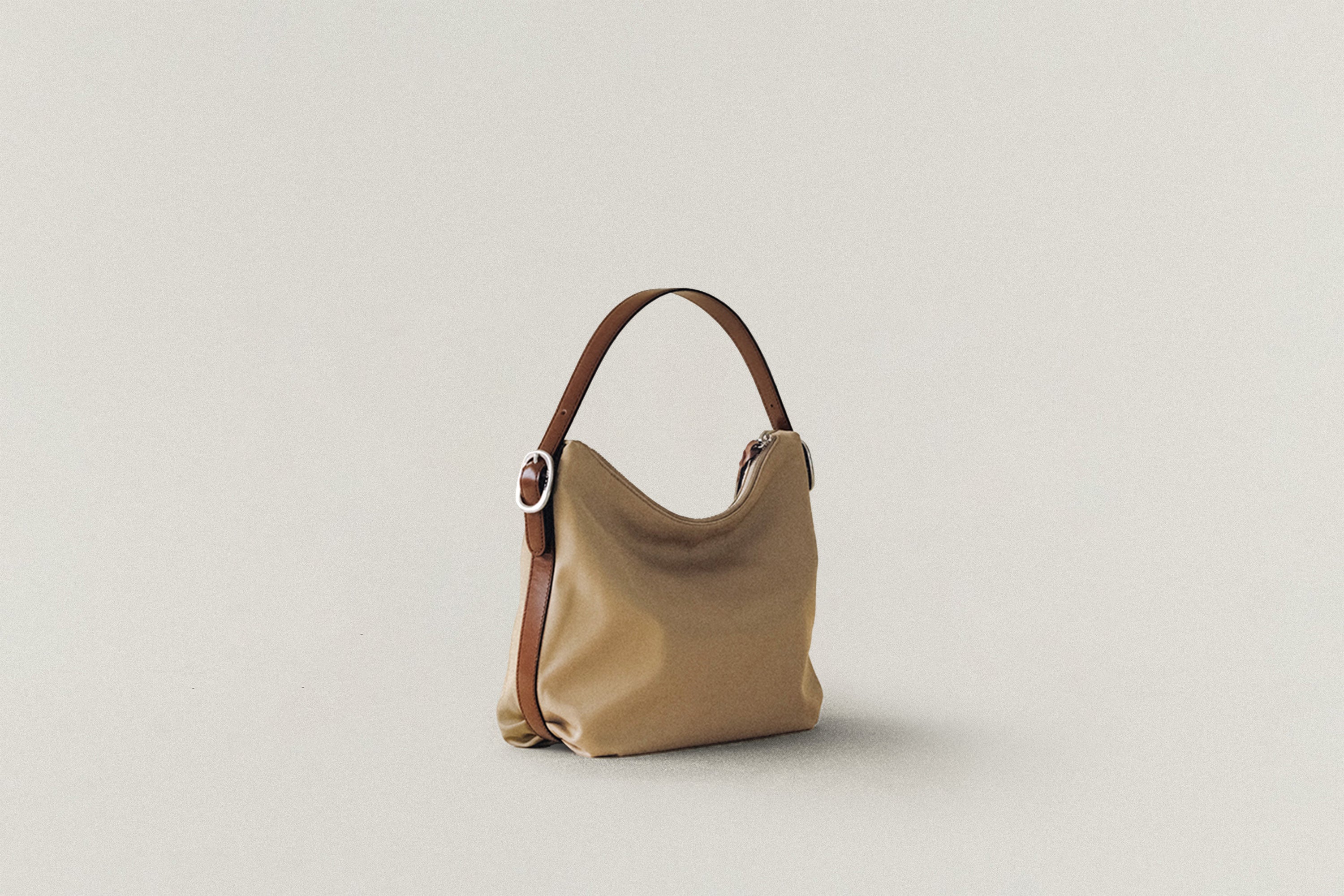 ★TOUT Y EST★ String Big Messenger Wine LE245613FWI BAGS – Page 6 – TOUT Y EST