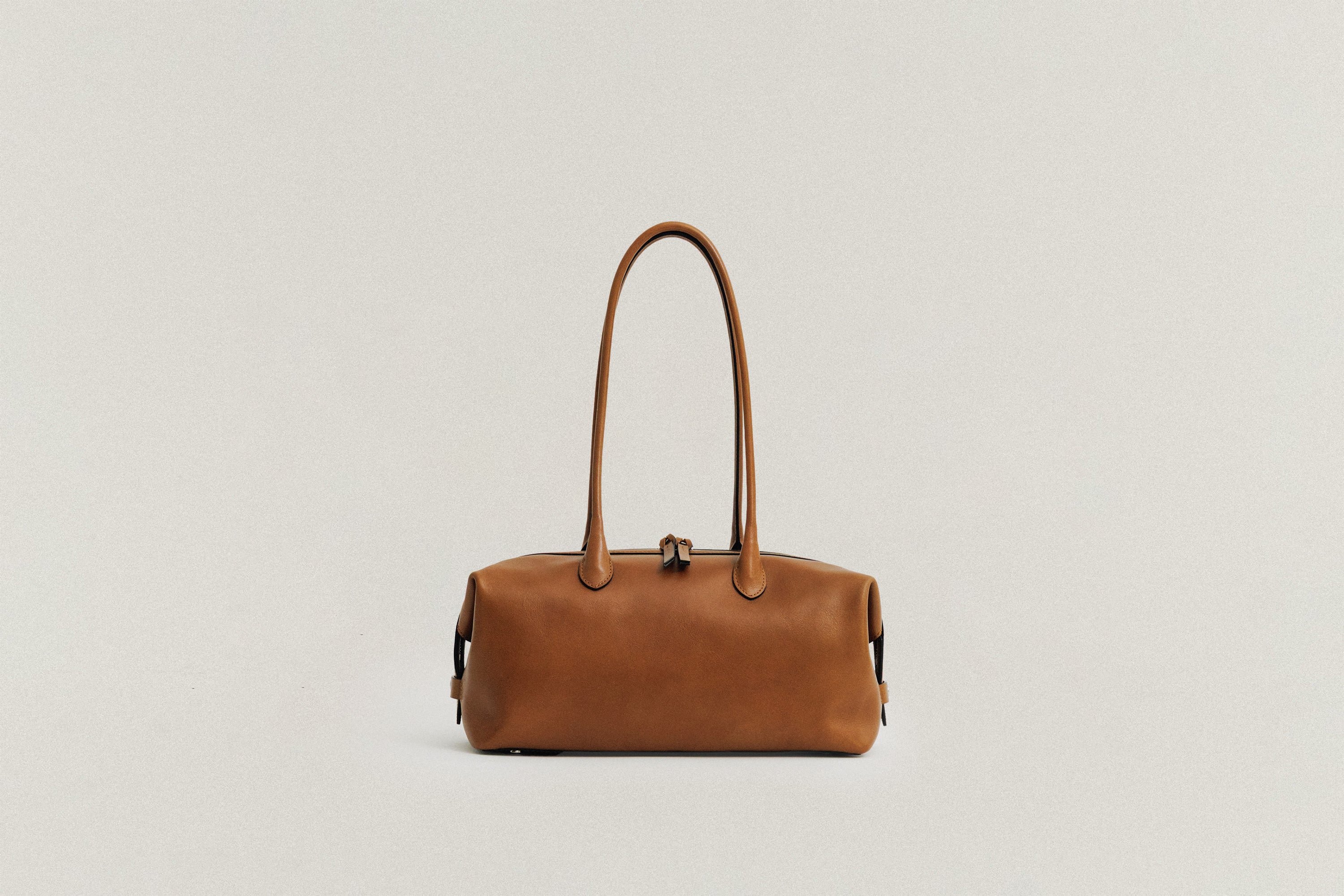 BAGS – TOUT Y EST