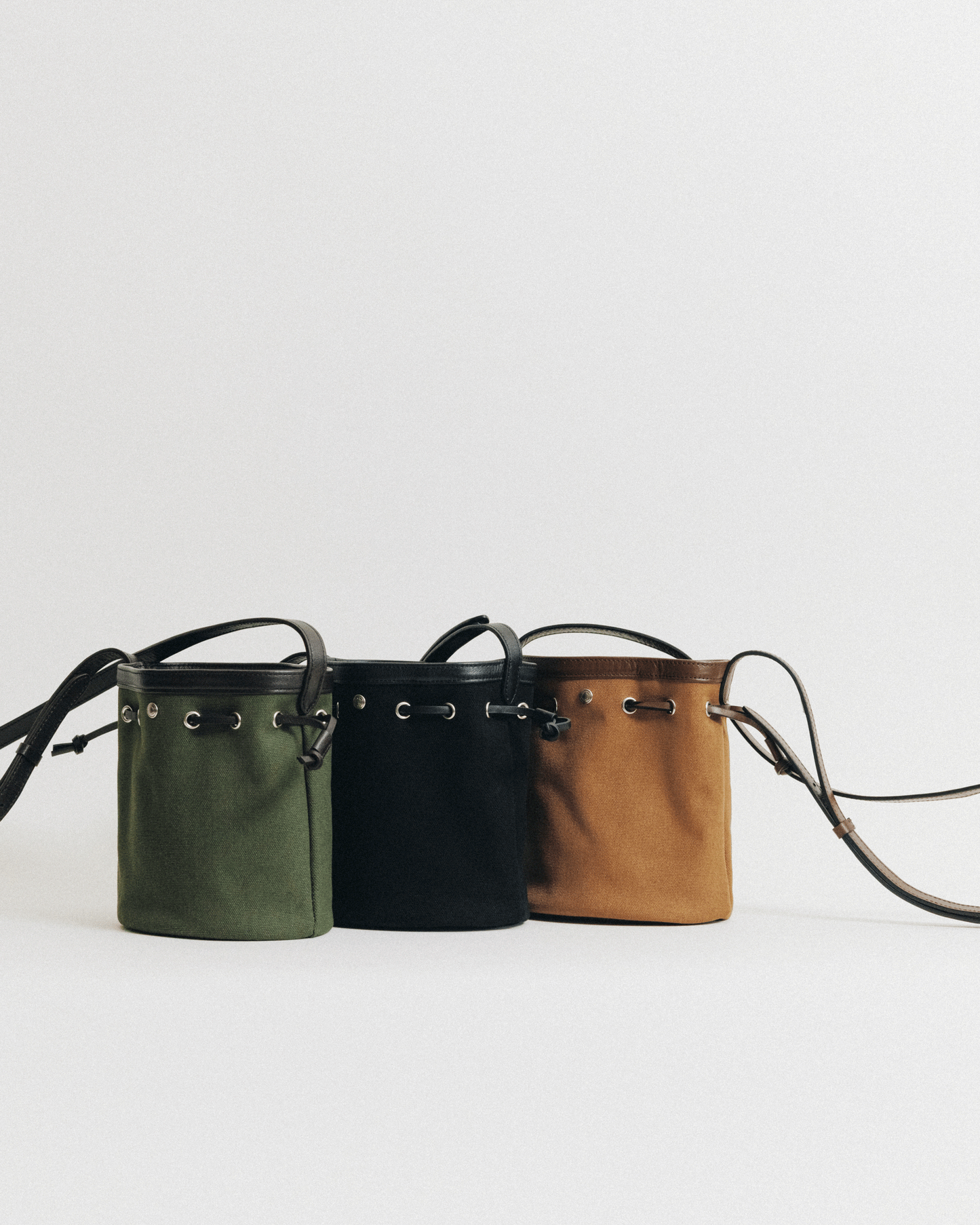 SAC COQUILLE BUCKET MINI TAN