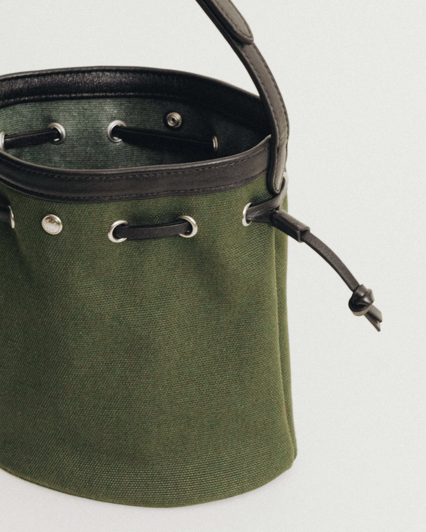 SAC COQUILLE BUCKET MINI KHAKI