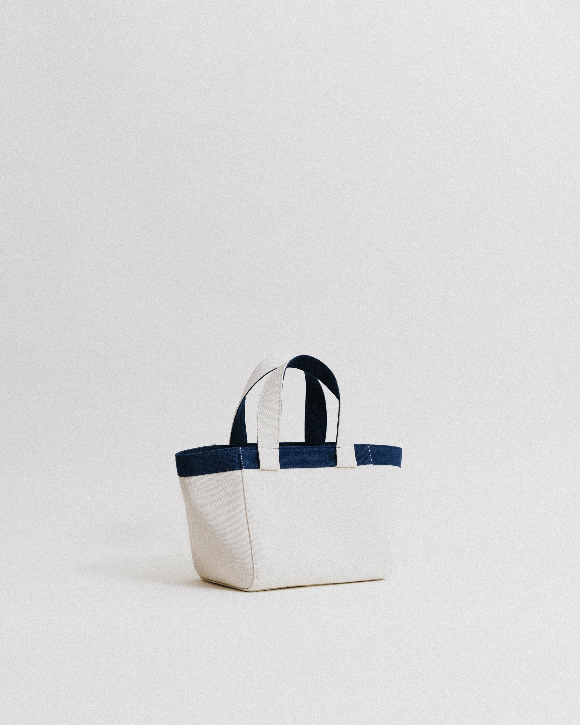 CABINET&CO. TOTE SMALL NAVY