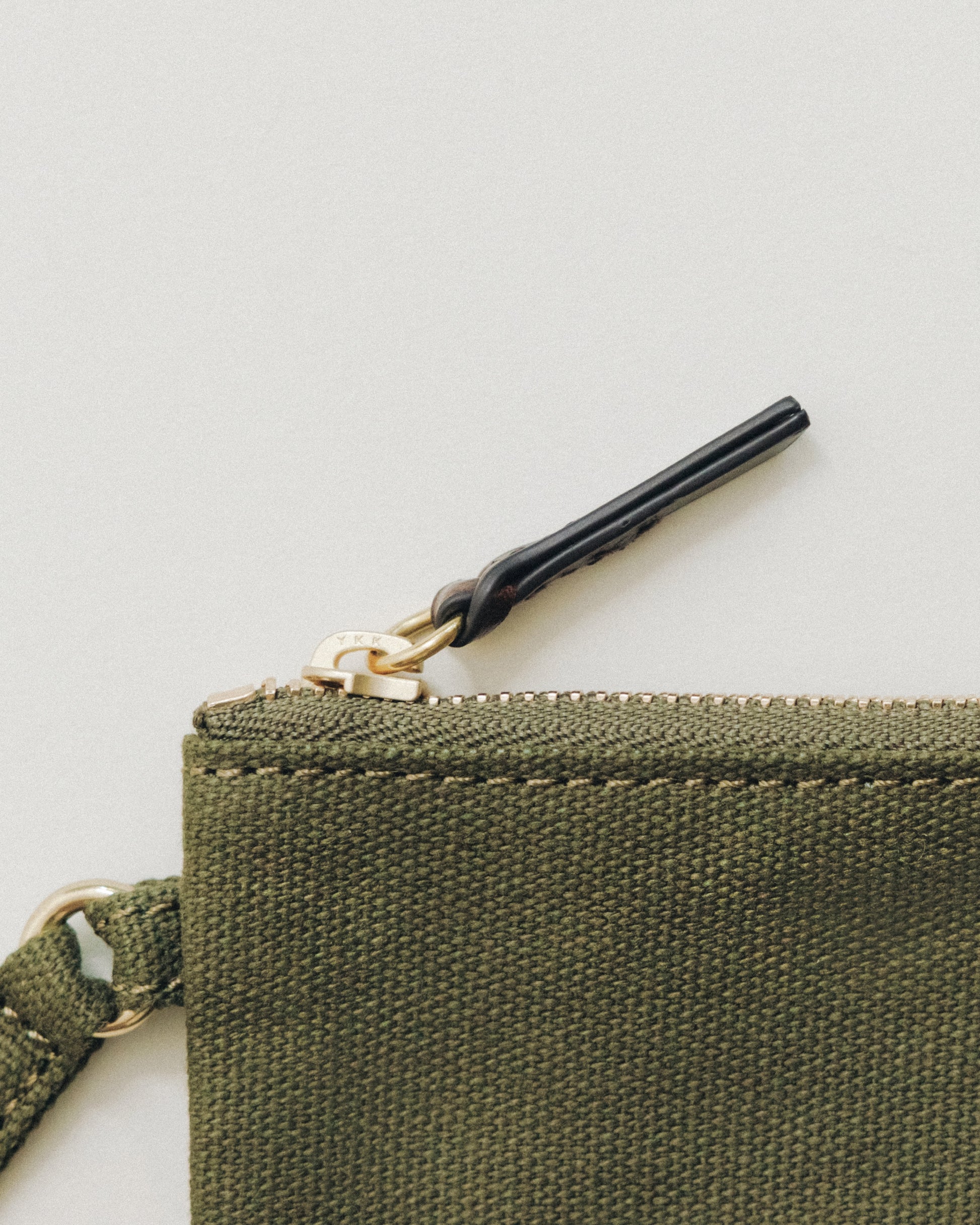 COMPAGNON POUCH KHAKI