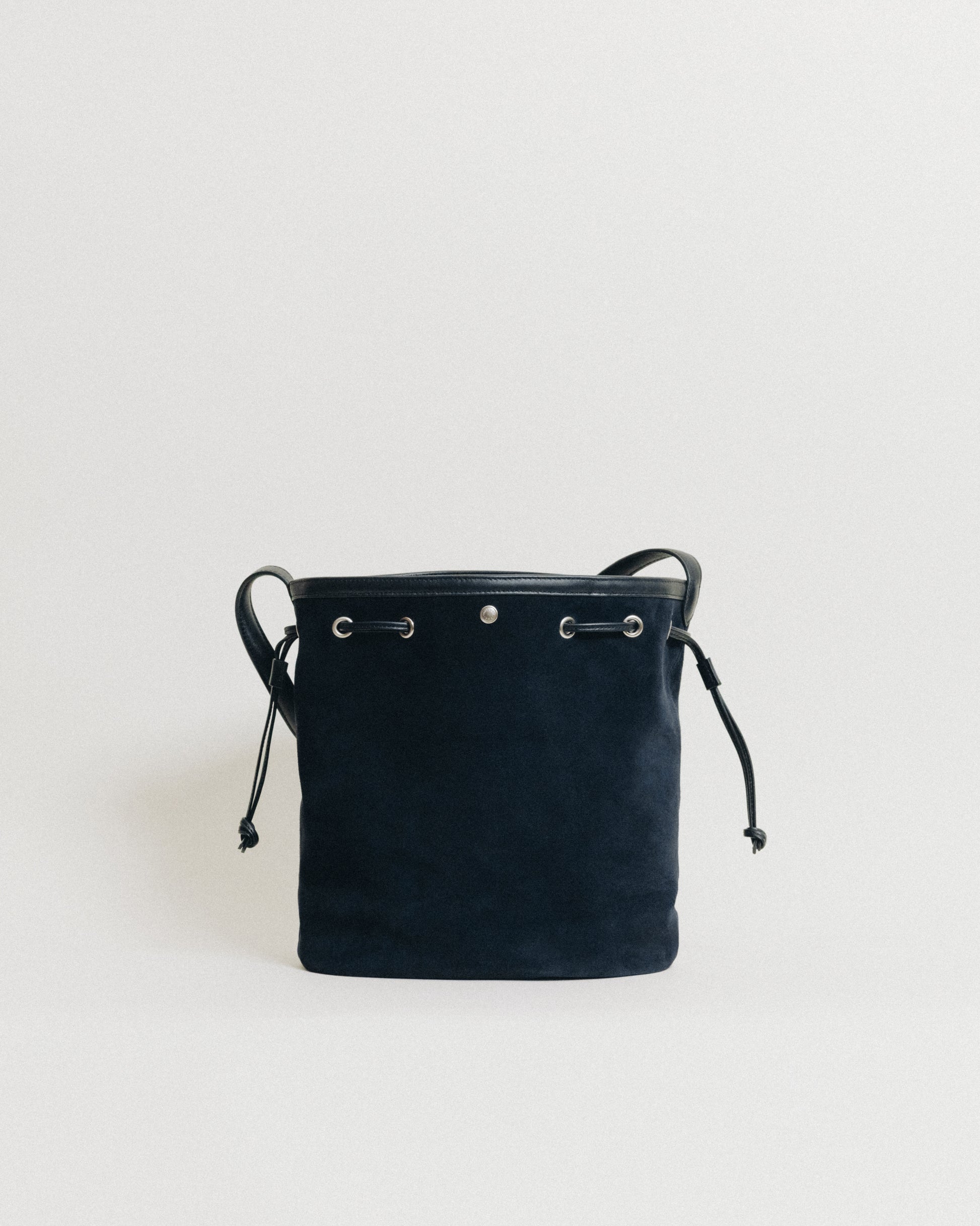SAC COQUILLE BUCKET SUEDE NAVY