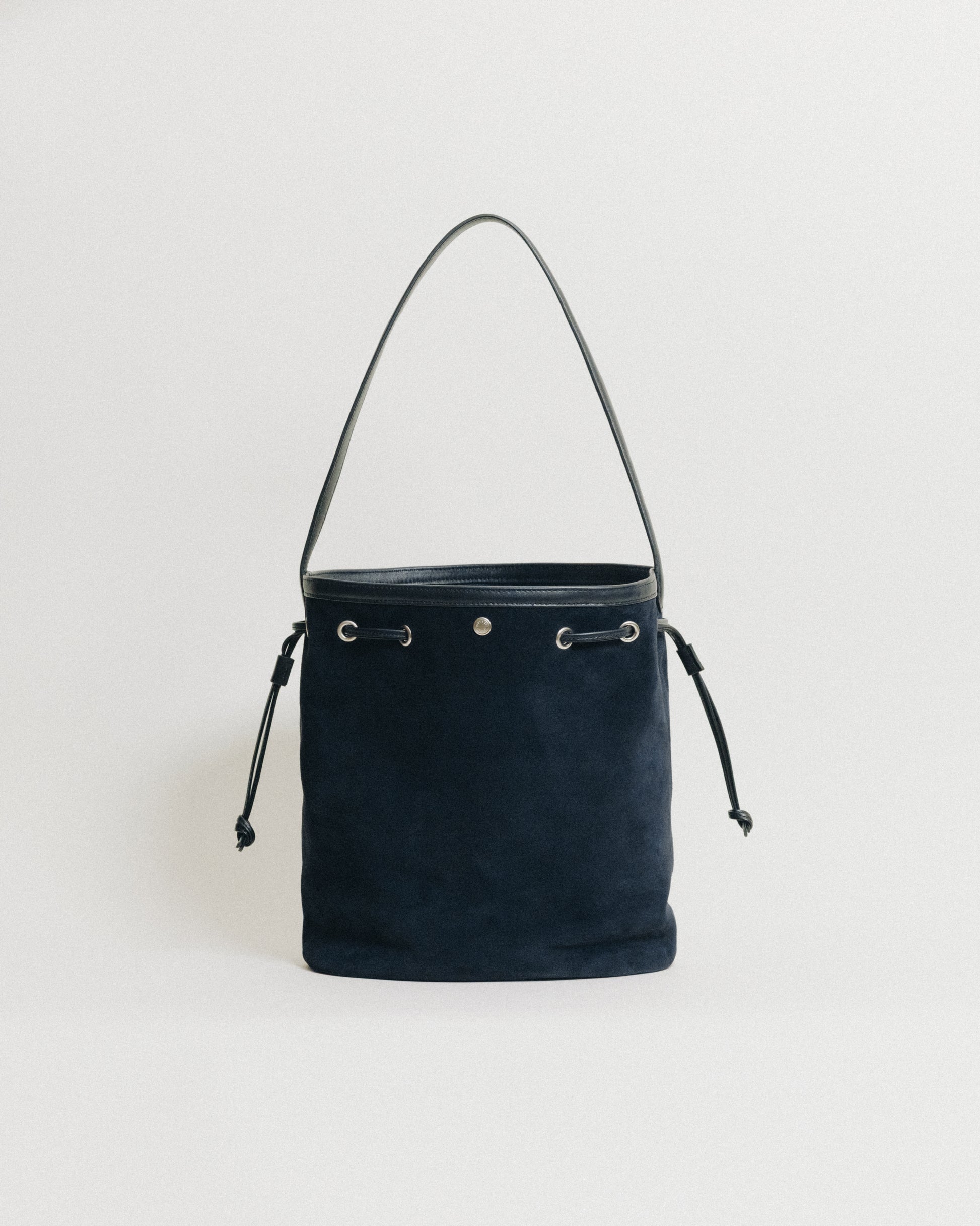 SAC COQUILLE BUCKET SUEDE NAVY