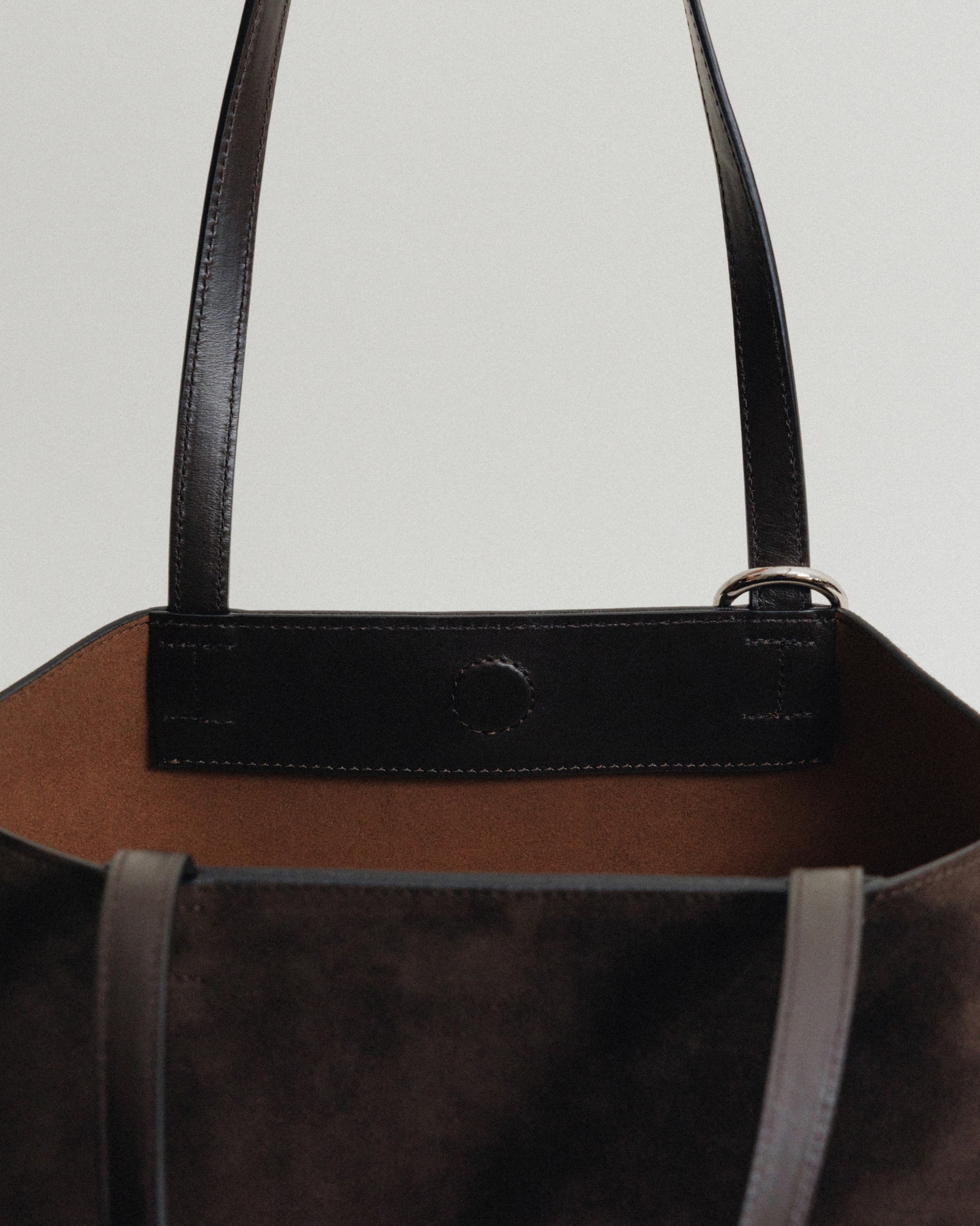 SAC TRESSÉ SMALL SUEDE BROWN