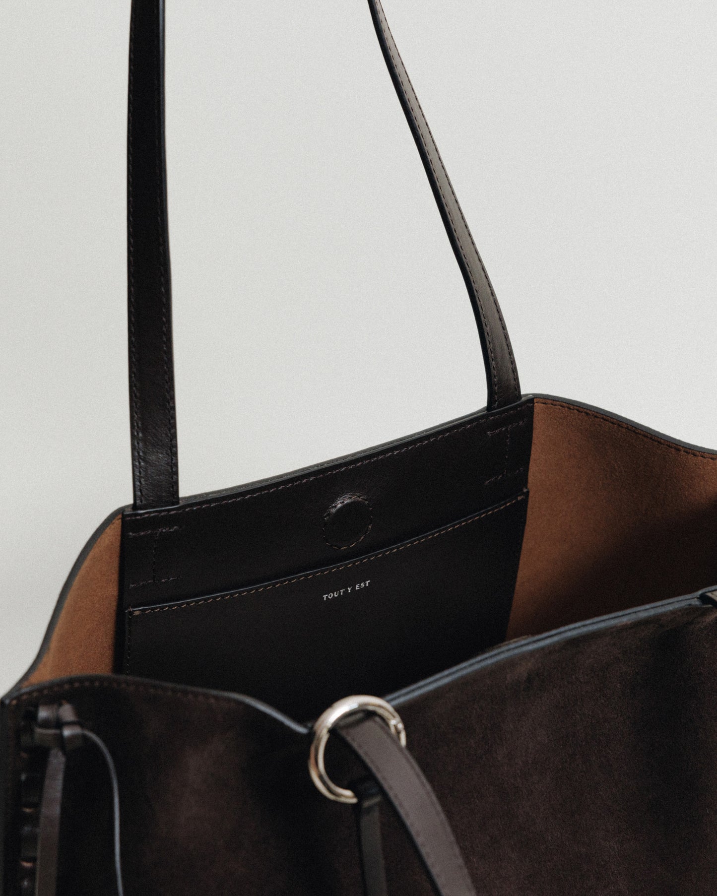 SAC TRESSÉ SMALL SUEDE BROWN