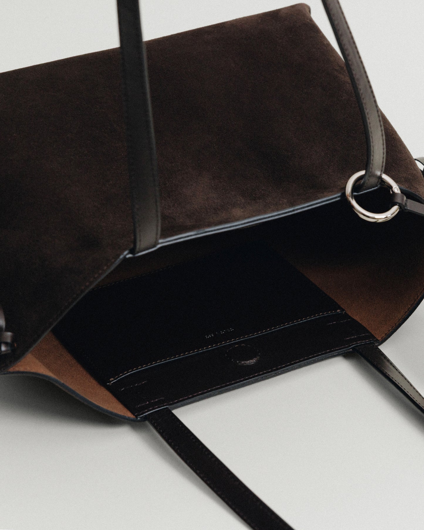 SAC TRESSÉ SMALL SUEDE BROWN