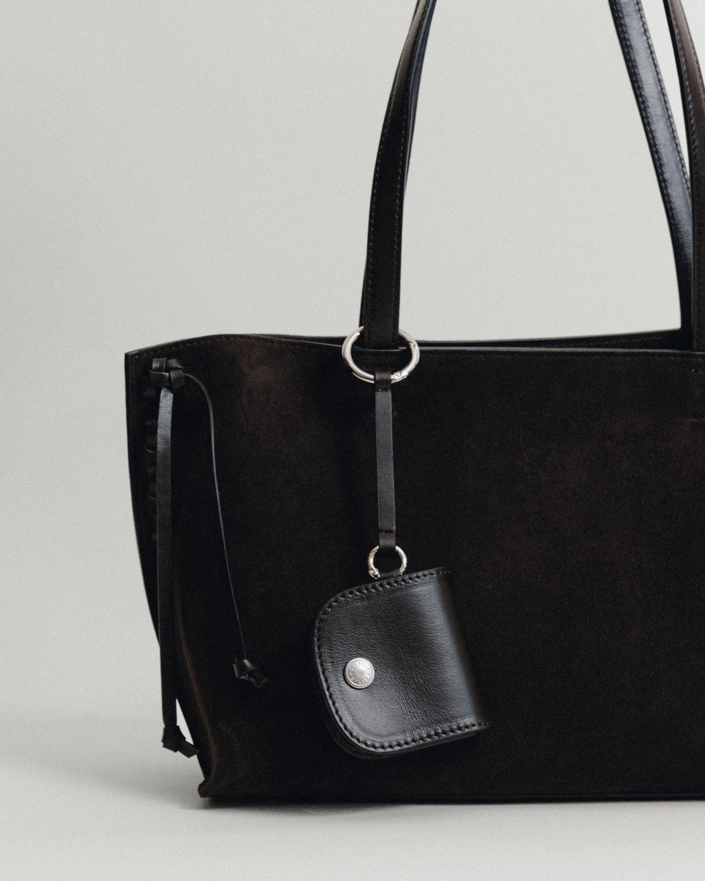 SAC TRESSÉ SMALL SUEDE BROWN