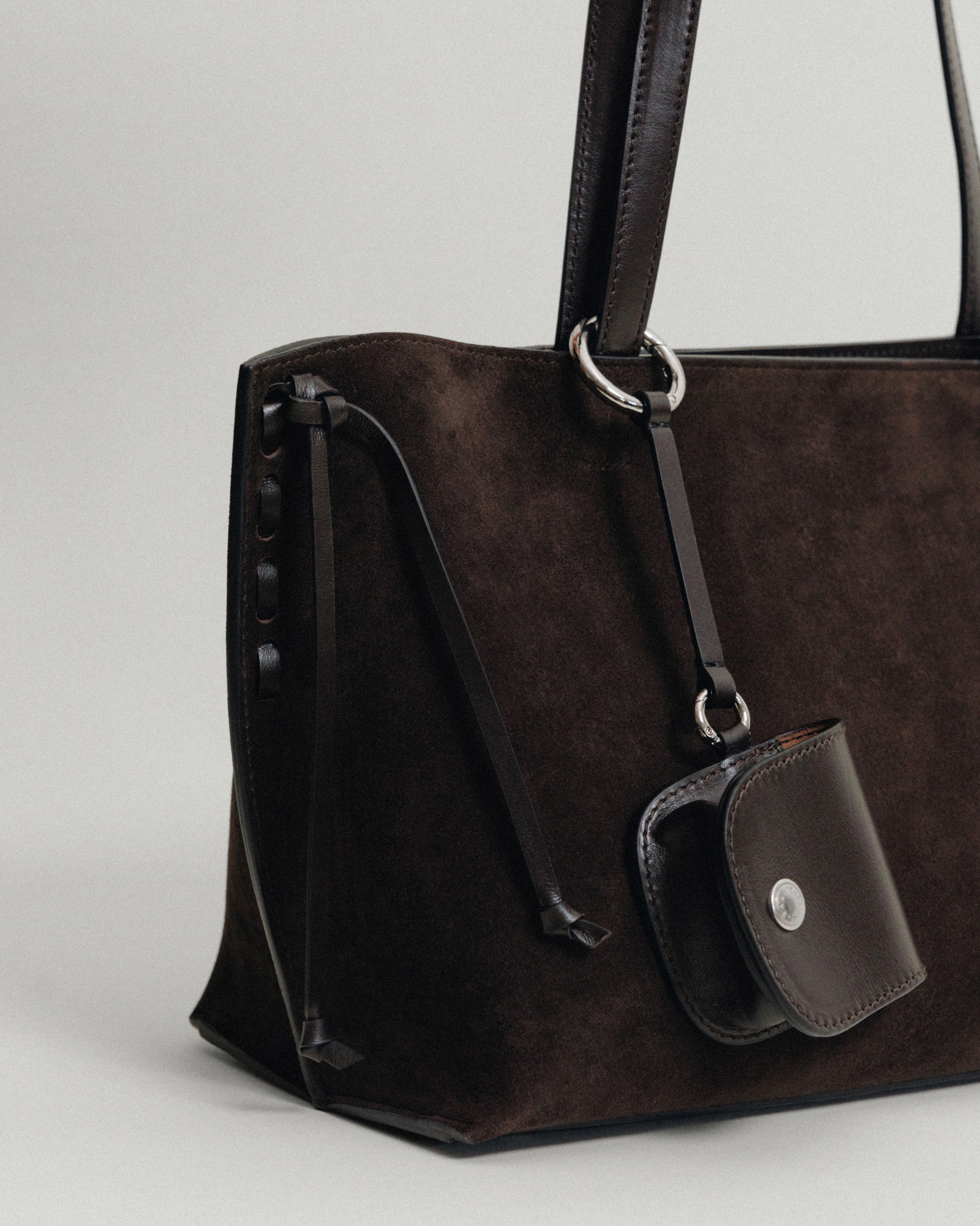 SAC TRESSÉ SMALL SUEDE BROWN