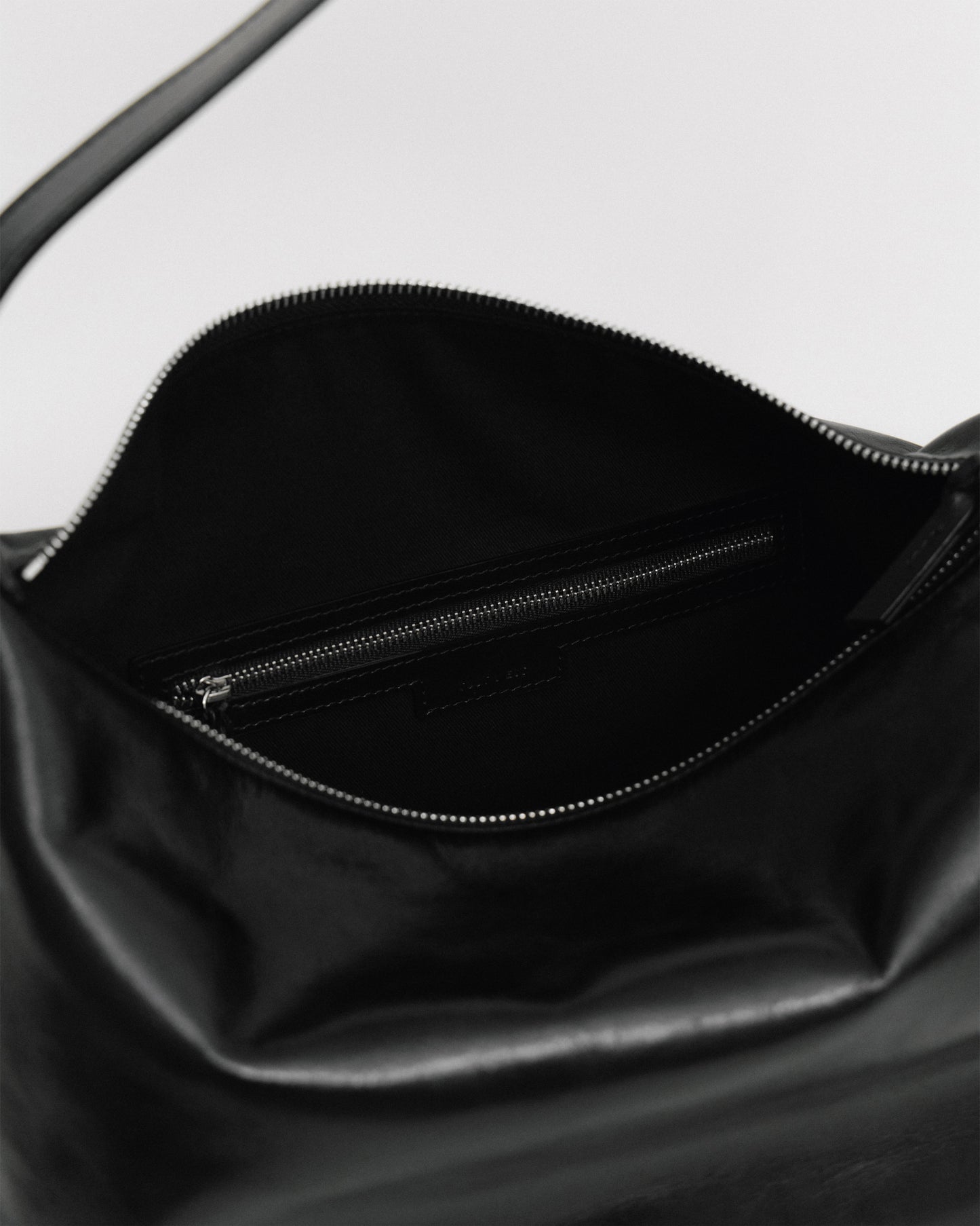 SAC TRESSÉ HOBO BLACK