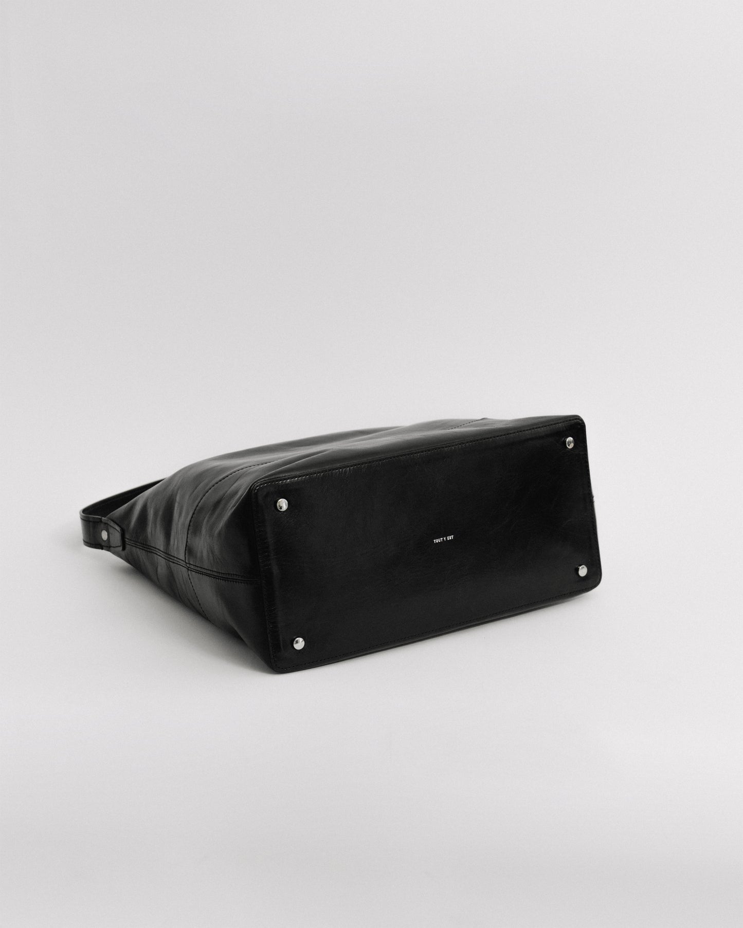 SAC TRESSÉ HOBO BLACK