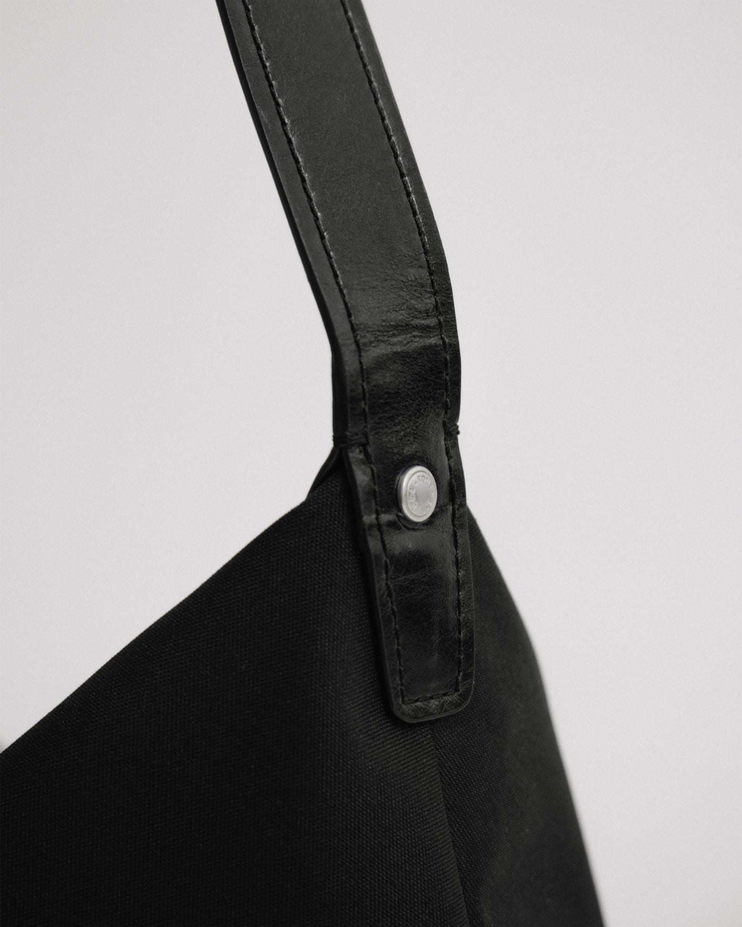 SAC TRESSÉ ÉPAULE TOILE BLACK