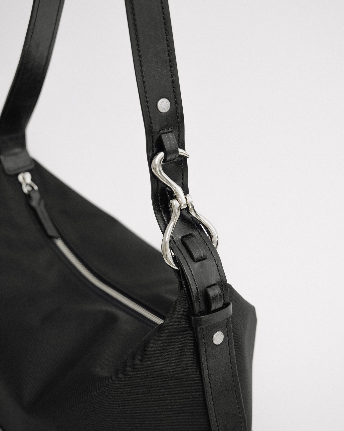 SAC TRESSÉ ÉPAULE TOILE BLACK