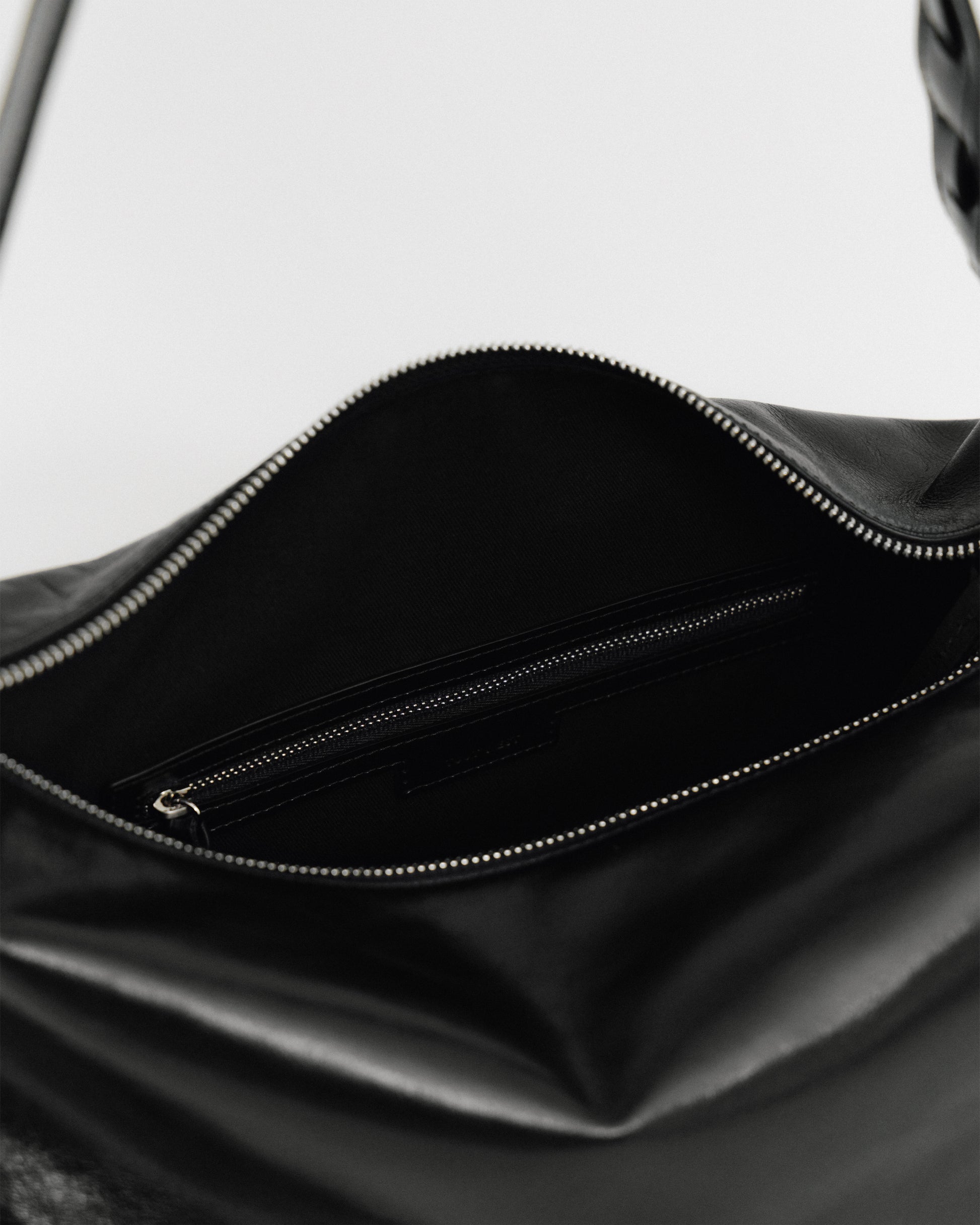 SAC TRESSÉ ÉPAULE BLACK